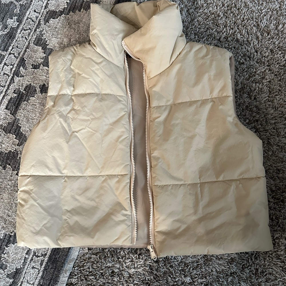 Tan Cropped Puffer Vest